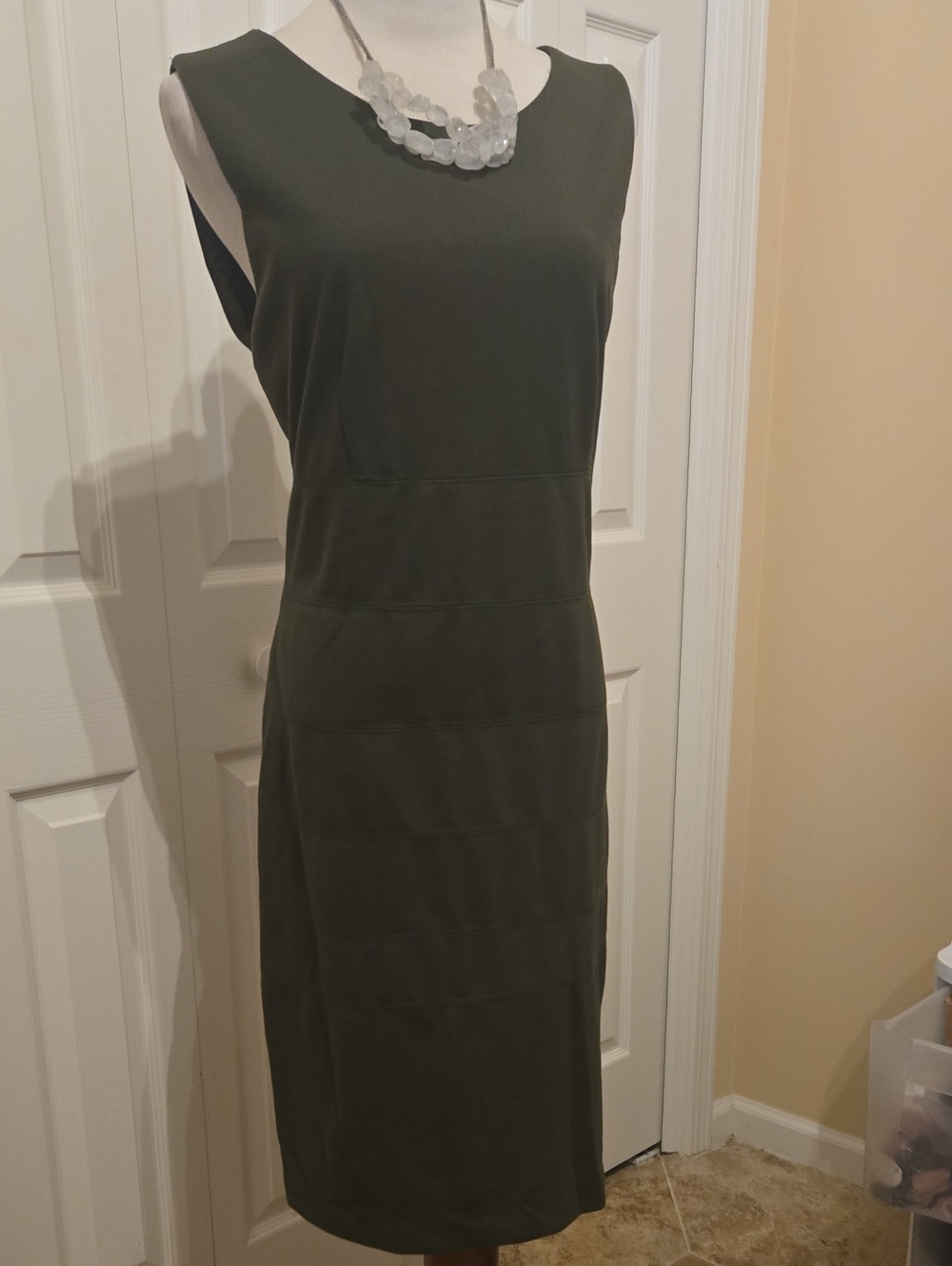 NWT PREMISE Classic Olive Green Sleeveless Sheath Dress SZ 14